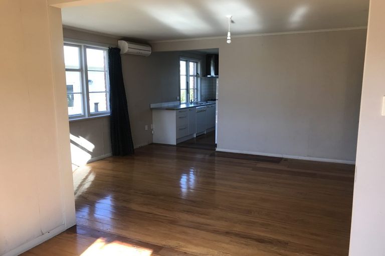 Photo of property in 16 Fisher Street, Johnsonville, Wellington, 6037