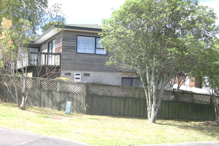 Photo of property in 1/6 Antrim Grove, Bayview, Auckland, 0629