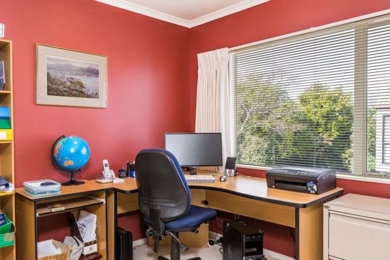 Photo of property in 11 Logan Avenue, Wharewaka, Taupo, 3330