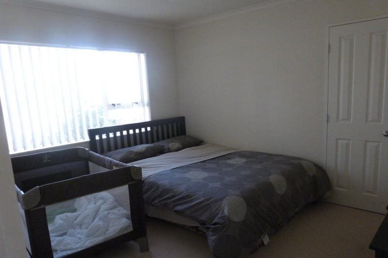 Photo of property in 10 Northridge Terrace, Massey, Auckland, 0614