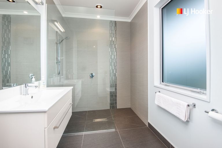 Photo of property in 16 Ayrshire Drive, Mosgiel, 9024