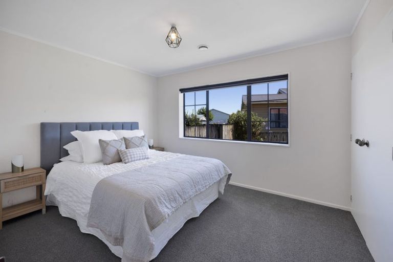 Photo of property in 13 Warwick Road, Stratford, 4332