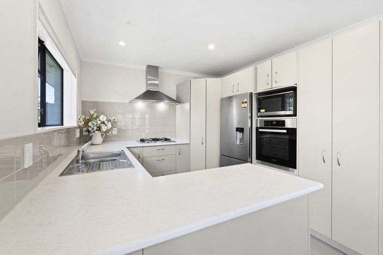 Photo of property in 2/4 Edward Avenue, Otara, Orewa, 2023