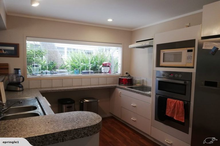Photo of property in 684b Whangaparaoa Road, Stanmore Bay, Whangaparaoa, 0932