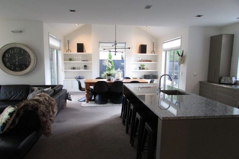 Photo of property in 32 Birkdale Drive, Shirley, Christchurch, 8061