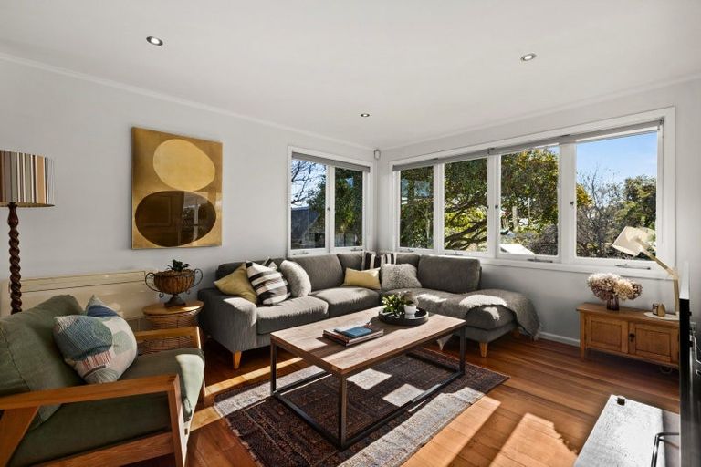 Photo of property in 11 Greenwood Road, Havelock North, 4130