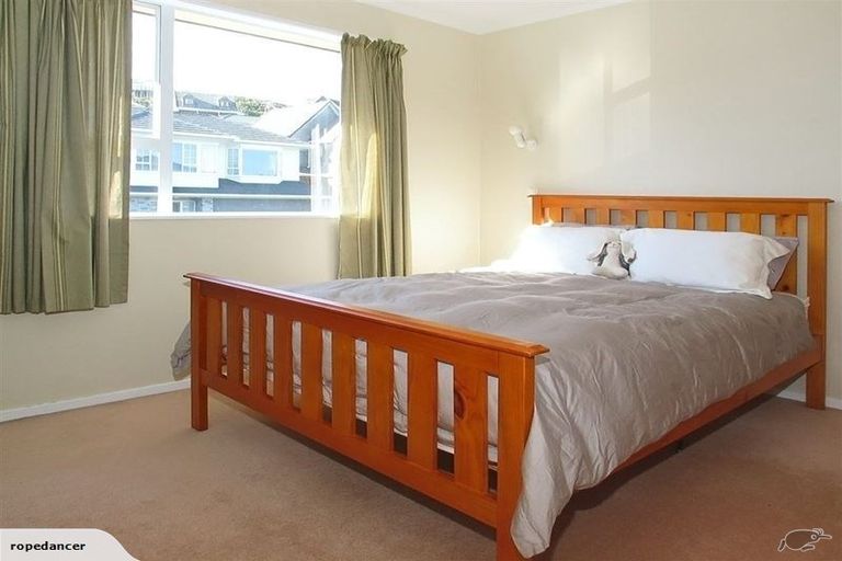 Photo of property in 4 Swinford Crescent, Johnsonville, Wellington, 6037