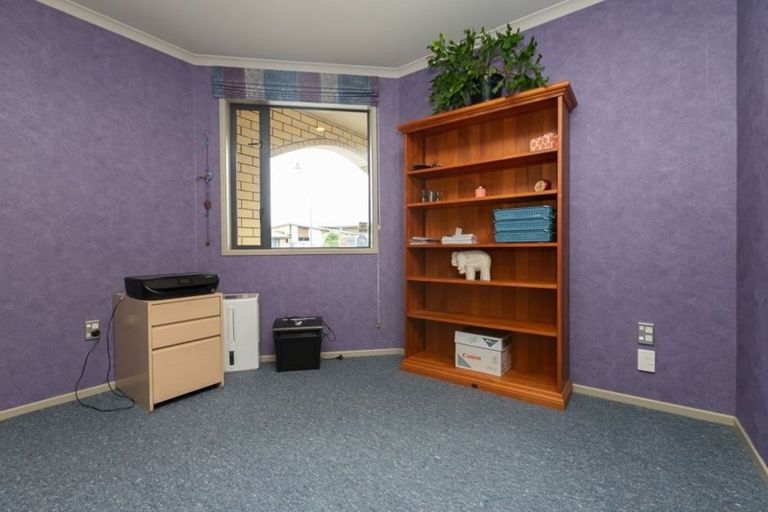 Photo of property in 5 Azure Place, Huntington, Hamilton, 3210