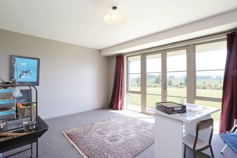 Photo of property in 73b Racecourse Road, Winton, 9782