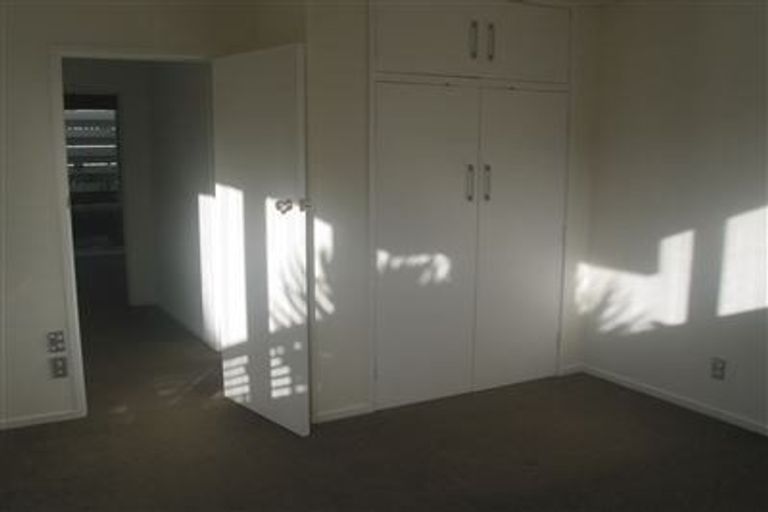 Photo of property in 3/252 Hurstmere Road, Takapuna, Auckland, 0622