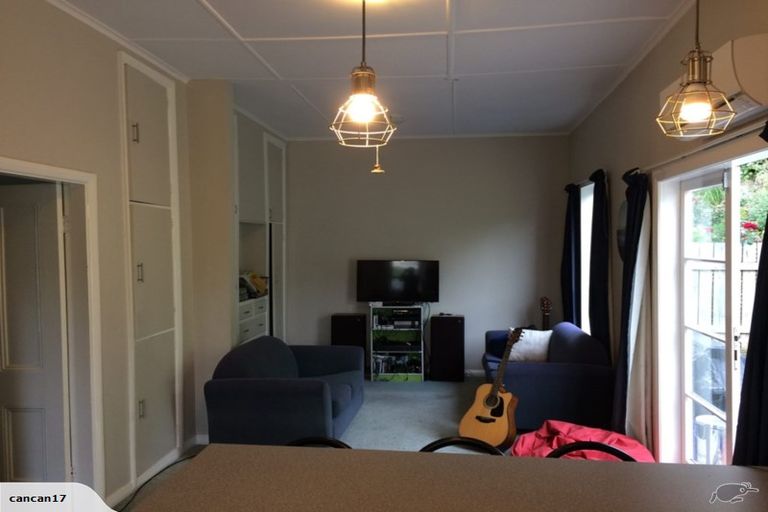 Photo of property in 50 Te Wharepouri Street, Berhampore, Wellington, 6023