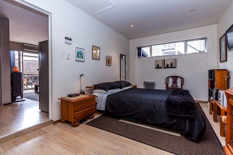 Photo of property in Casa Apartments, 160 Fitzherbert Avenue, West End, Palmerston North, 4410