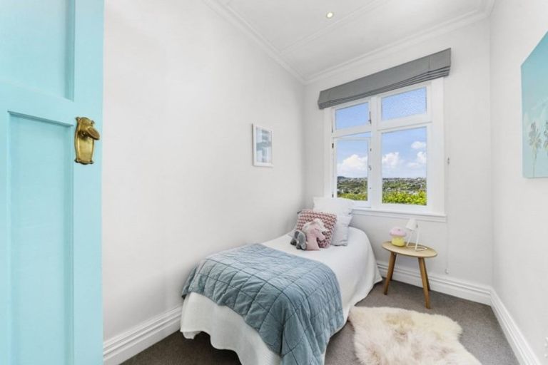 Photo of property in 43 Woodland Road, Johnsonville, Wellington, 6037