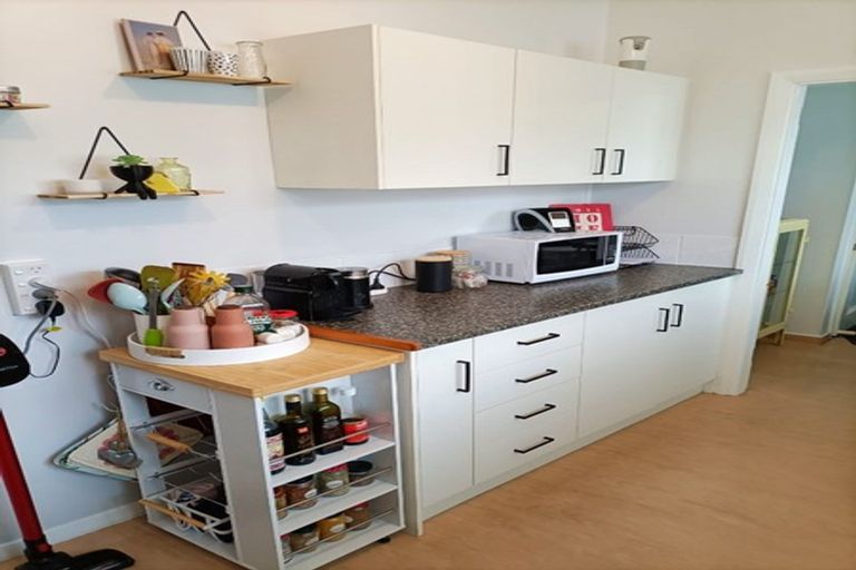 Photo of property in 34 Athlone Crescent, Boulcott, Lower Hutt, 5011