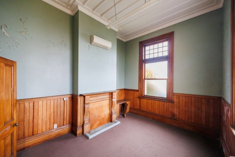 Photo of property in Feilding Courthouse, 91 Kimbolton Road, Feilding, 4702