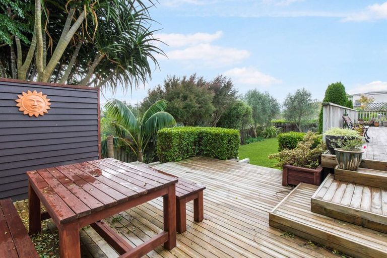 Photo of property in 21b Poplar Grove, Whalers Gate, New Plymouth, 4310