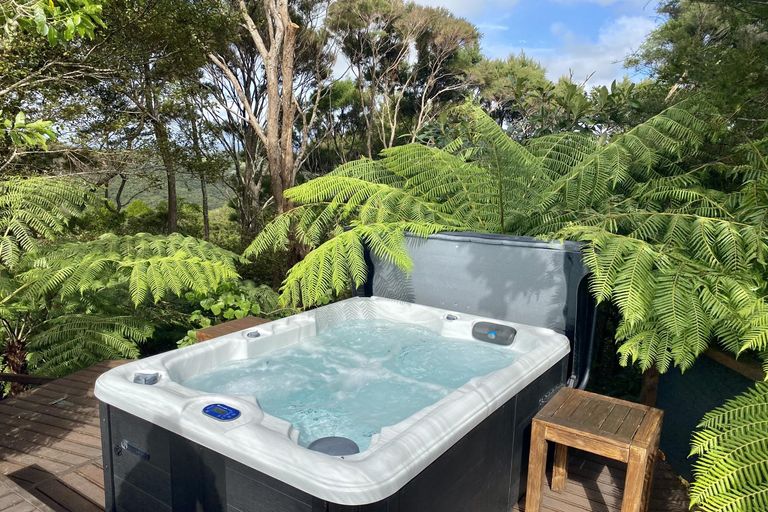 Photo of property in 82 Te Haumi Drive, Paihia, 0200