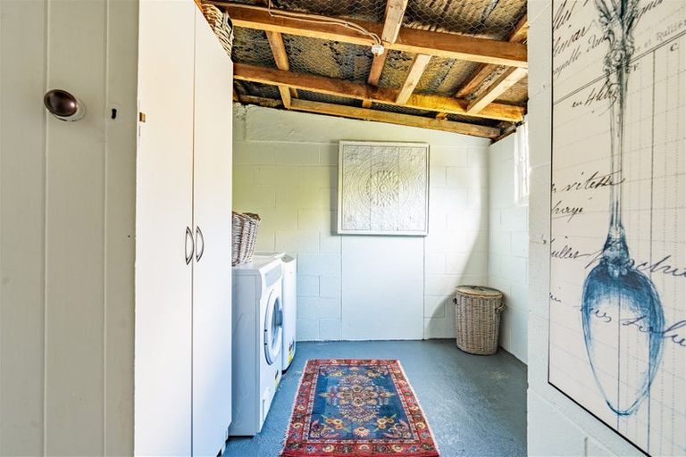 Photo of property in 7 Moore Street, Milton, 9220