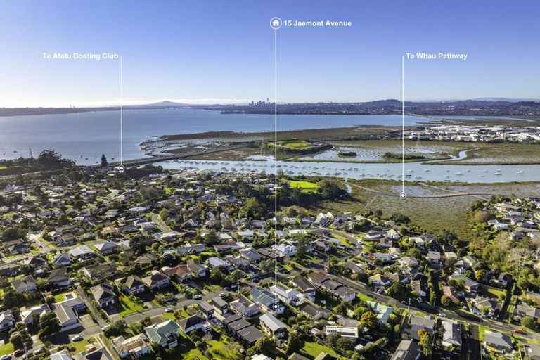 Photo of property in 15 Jaemont Avenue, Te Atatu South, Auckland, 0610