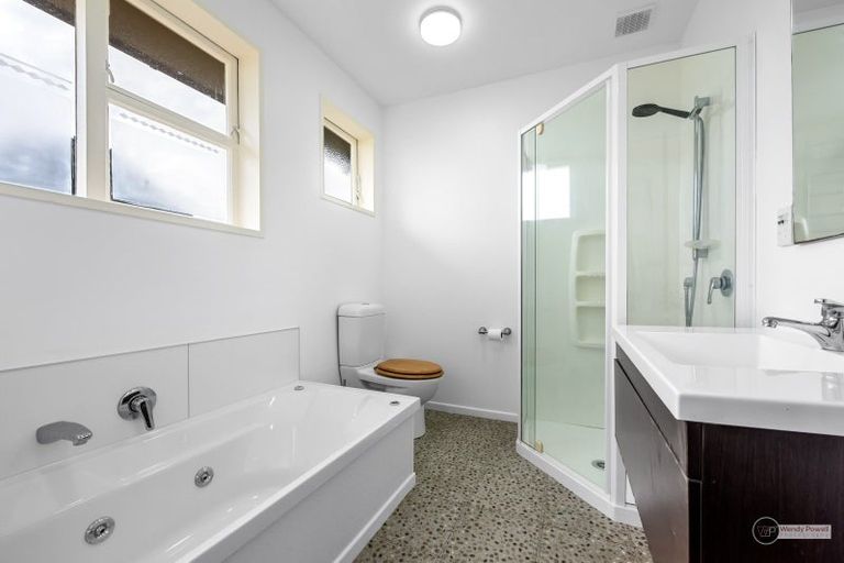 Photo of property in 20 Timaru Grove, Kelson, Lower Hutt, 5010