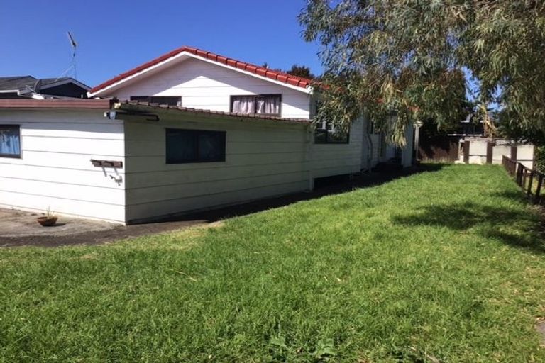 Photo of property in 2/5 Nelson Avenue, Northcote Point, Auckland, 0627