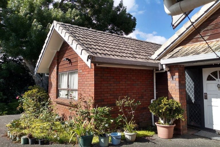 Photo of property in 10 Citation Way, Botany Downs, Auckland, 2010