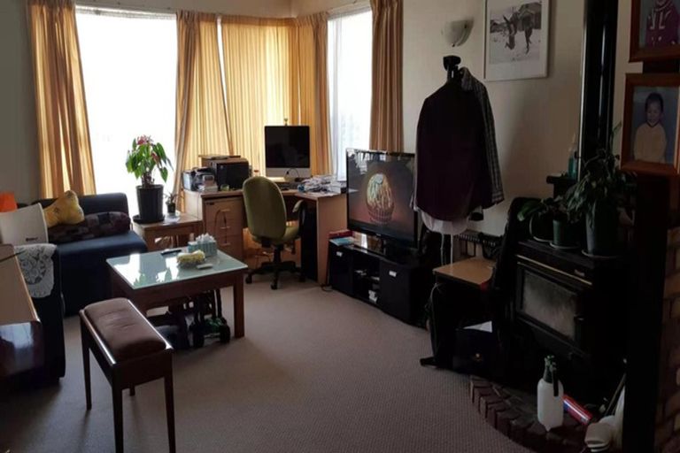 Photo of property in 15 Pixie Place, Pakuranga Heights, Auckland, 2010