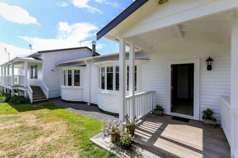 Photo of property in 151 Hickman Road, Urenui, 4375