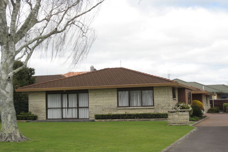 Photo of property in 2/80 Seventh Avenue, Tauranga, 3110