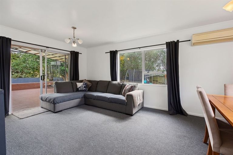 Photo of property in 12 Conifer Place, Te Puke, 3119