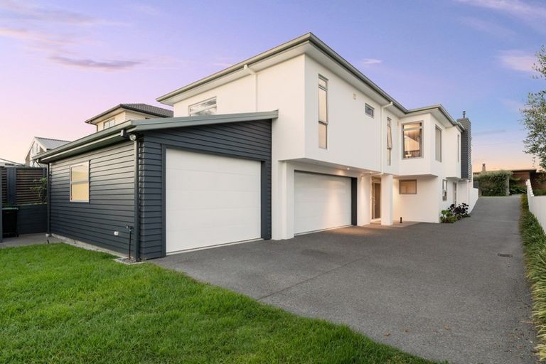 Photo of property in 116 Karewa Parade, Papamoa Beach, Papamoa, 3118