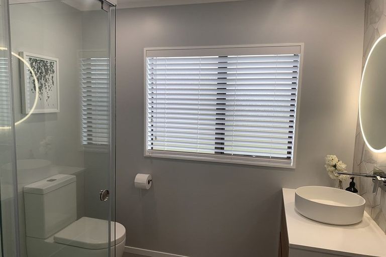 Photo of property in 22 Matisse Drive, West Harbour, Auckland, 0618