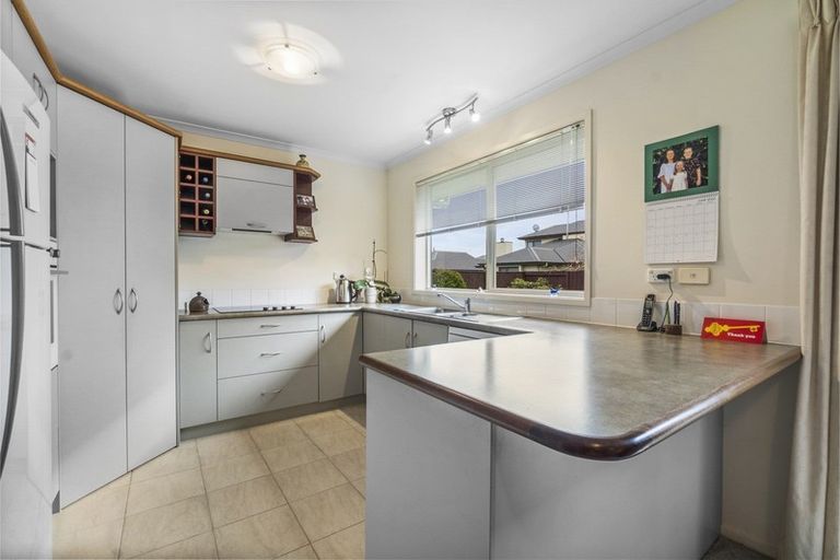 Photo of property in 11 Guildford Place, Rototuna North, Hamilton, 3210