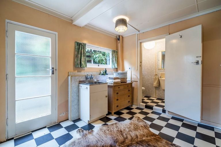 Photo of property in 26 Seacliffe Avenue, Belmont, Auckland, 0622