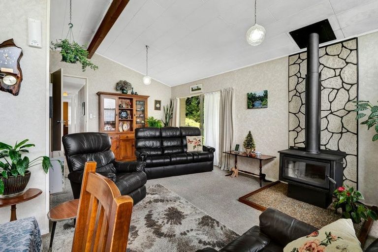 Photo of property in 194 Surrey Road, Tariki, Inglewood, 4388