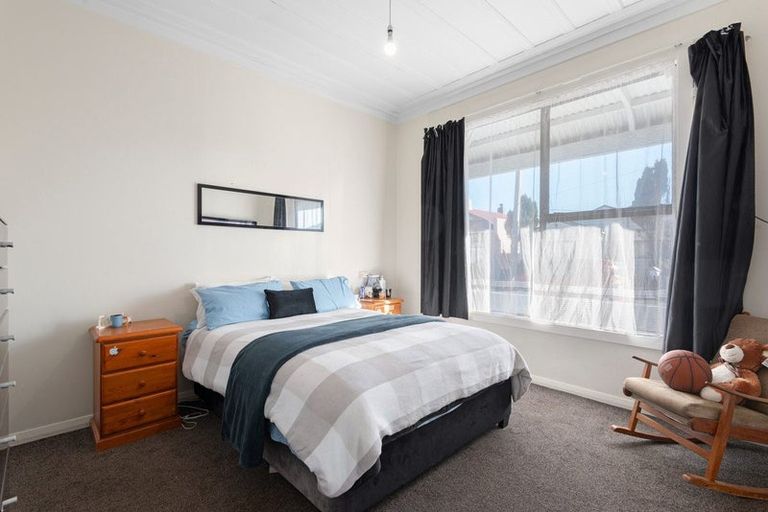 Photo of property in 101 Oxford Street, South Dunedin, Dunedin, 9012