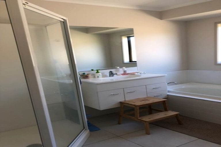 Photo of property in 21 Barwick Place, Huntington, Hamilton, 3210