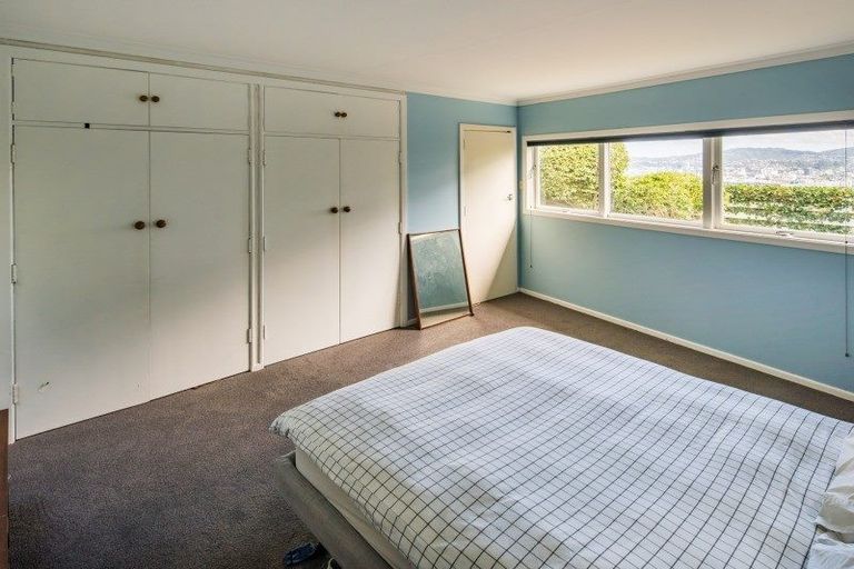 Photo of property in 11 Homebush Road, Khandallah, Wellington, 6035