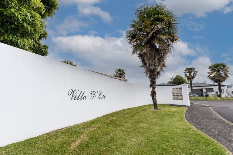 Photo of property in 10 Sudbury Court, Rototuna North, Hamilton, 3210