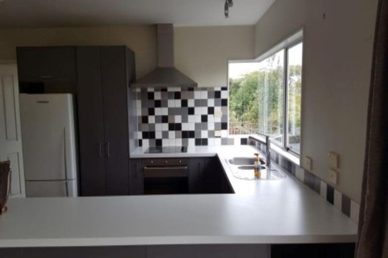 Photo of property in 10a Oban Road, Browns Bay, Auckland, 0630