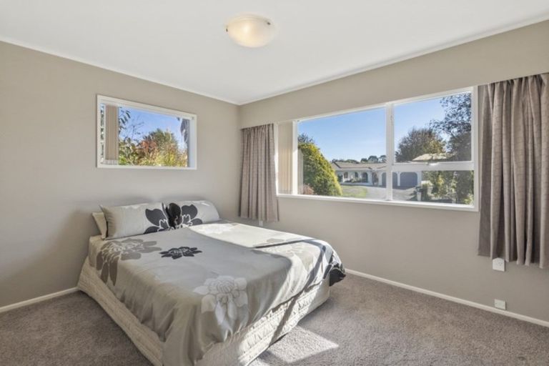 Photo of property in 58 Glen Lynne Avenue, Queenwood, Hamilton, 3210