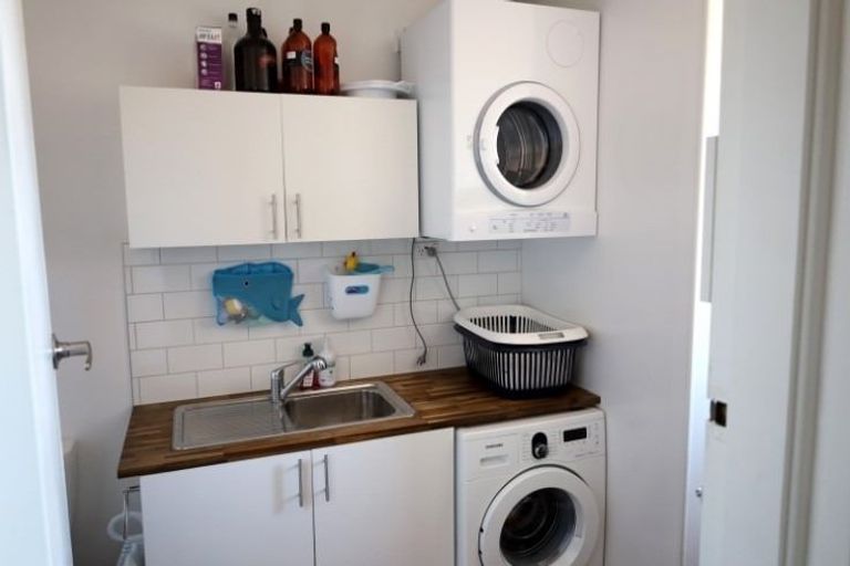 Photo of property in 266 Helensburgh Road, Helensburgh, Dunedin, 9010