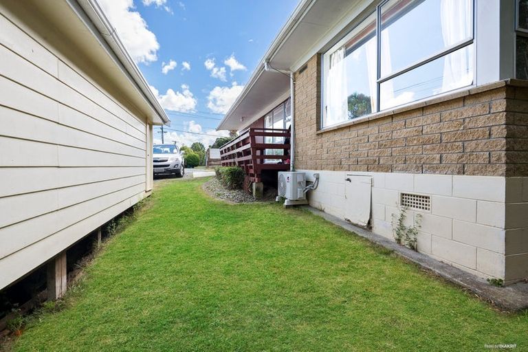 Photo of property in 15 Ellicott Road, Nawton, Hamilton, 3200