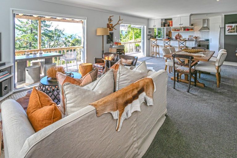 Photo of property in 5 Hillside Lane, Tairua, 3508