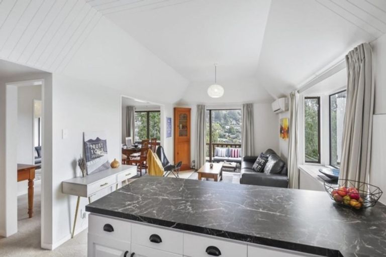 Photo of property in 22 Sunvale Terrace, Cashmere, Christchurch, 8022