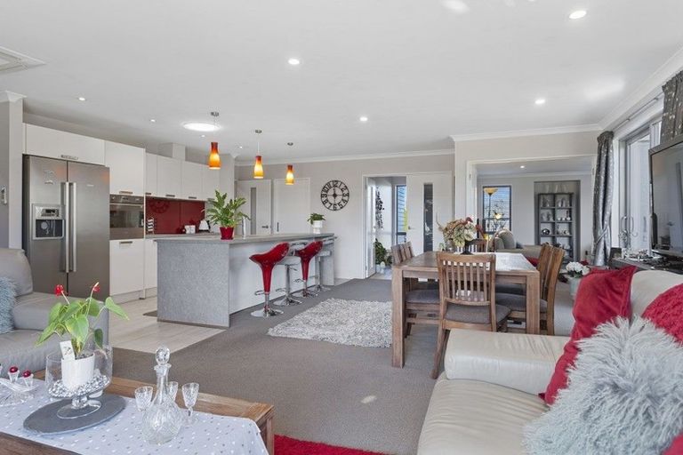 Photo of property in 61 Huntingdon Drive, Rangiora, 7400