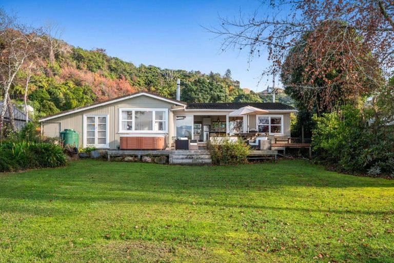 Photo of property in 143 Spencer Road, Lake Tarawera, Rotorua, 3076