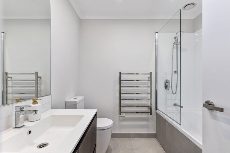 Photo of property in 153 Glenvar Ridge Road, Long Bay, Auckland, 0630