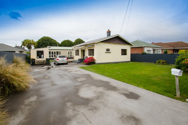Photo of property in 121 Fitzroy Street, Forbury, Dunedin, 9012