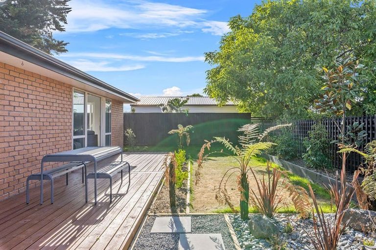 Photo of property in 198 Keyes Road, New Brighton, Christchurch, 8083